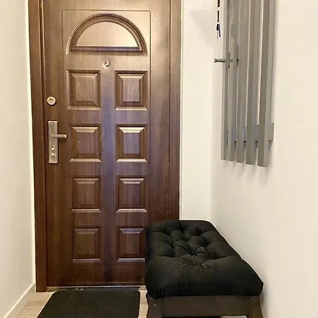 Two-room In Powisle Near Centre * Warszawa
